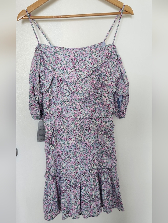 Astr Dresses & Skirts - ASTR Blue Pink Ditsy Mini Dress